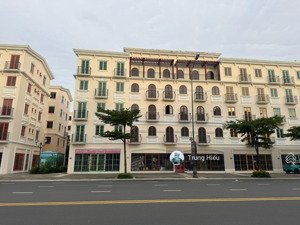 cho thuê nhà phố kinh doanh trục đại lộ at sun grand city new an thới. chỉ 15 triệu/1 tháng