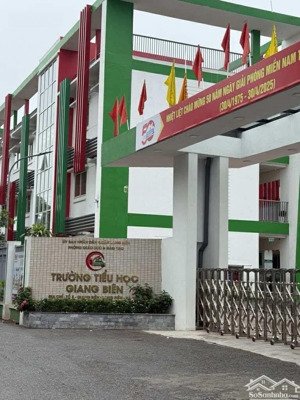 cắt lỗ sâu đất giang biên 75m2, đường ô tô tránh chỉ 13 tỷ