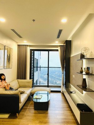 cần bán căn 2pn 2wc 68m2 đủ đồ đẹp view btđ ban công đn toà h1 haven park ecopark. lh ạ