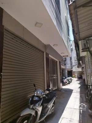 bán chdv 7 tầng - dt : 95m2 mt 8.5m - 25 phòng kk - triều khúc - giá chỉ 21.x tỷ(ctl)
