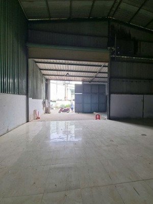 cho thuê kho xưởng 12,5x33m, tải 8tấn, điện 3pha, bình ti 250kva, giá 28tr