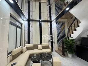 bán nhà hoàng mai-minh khai, cạnh các trường đại học bách khoa, kinh tế qd, xây dựng, gần chợ, 5 tỷ