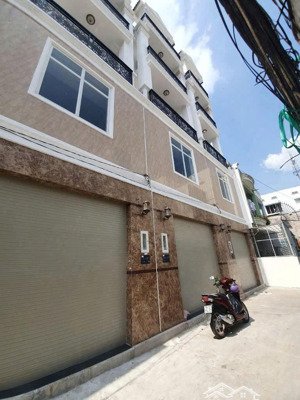 [ siêu hiếm, chdv 8,5 tỷ mới cứng] ngay bùi đình túy, p24, bt, 9 phòng dt 45 tr/thg, gần mặt tiền