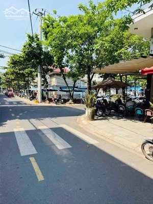 bán đất mặt tiền mai xuân thưởng - liên hệ 