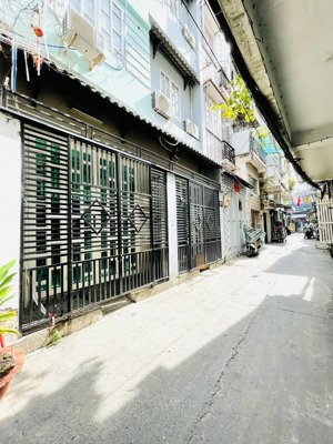 không thể nào xịn hơn - hàng hiếm tôn đản 100m2 (ngang 7.6m dài 13.5m) bề ngang siêu bề thế