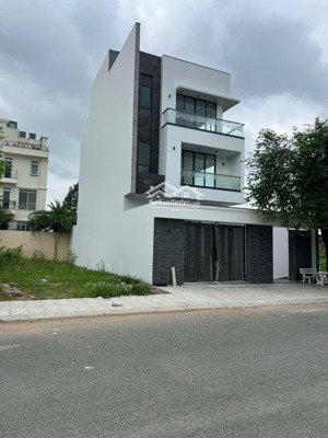 bán đất đường rộng 20m dự án thủ thiêm villa phường thạnh mỹ lợi, q. 2