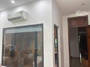 cần bán gấp căn nhà 4 tầng mặt tiền đường hoàng thúc trâm phường hoà cường hải châu