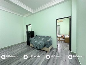 cho thuê căn hộ 2 phòng ngủ cửa sổ, full nội thất, rộng 55m2, 4 người 4 xe, gần bờ kè hoàng sa q3