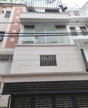 cho thuê n/c mặt tiền 73 tự cường gần ngã 4 bảy hiền. 3 lầu, 6 phòng ngủ.15tr/th. a minh