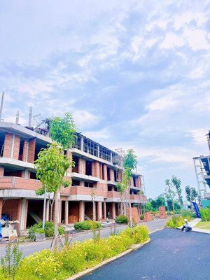 nhà 2 mặt tiền 6m ngang chuẩn sở hữu ngay siêu vị trí đẹp!