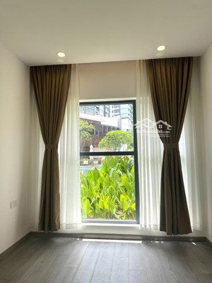 2pn trệt diện tích lớn - tiện kinh doanh - chỉ 20tr/tháng bao ô xe