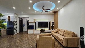 bán căn hộ 80m2 * 2pn 2wc tòa 137 nguyễn ngọc vũ. giá rẻ