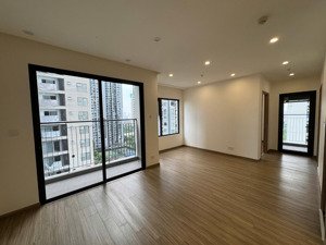 quỹ căn sa1 studio , 1pn, 2pn, 3pn sẵn vào ở ngày , xem nhà 24/7 vinhome smart city lh:0904109904