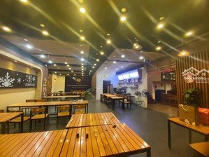 cho thuê mặt bằng phố nghĩa tân, diện tích: 500m2x2tầng, mặt tiền:12m, phù hợp làm kho, xưởng
