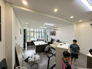 cho thuê văn phòng 12,5 triệu, 40 m2 tại nguyễn trọng tuyển, p 8, phú nhuận, hcm