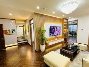 sẵn sổ! cam kết chuẩn giá 4,5 tỷ - 82m2 tại hồ gươm plaza. lh 