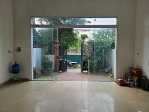 cho thuê văn phòng 18 triệu, 90m2, 6pn, 4 tầng tại số 8, ngõ 63, bằng liệt, hoàng mai, hà nội