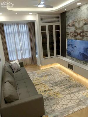 Bán nhanh căn hộ Sky garden 1, PMH, Q7, DT 89m2 căn góc, TK 3PN nhà bao đẹp, giá chỉ 6,6 tỷ