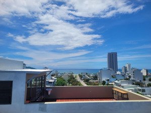 sụp hầm mặt tiền lê thước - 90m2 cách biển 50m - sát đỗ thế chấp