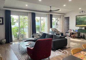 cho thuê căn hộ 3pn tại e4 ciputra 153m², ban công thoáng tại mọi phòng