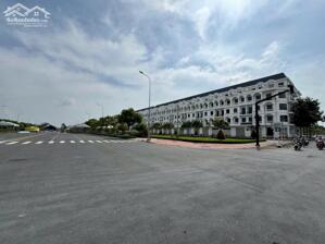 ĐẤT THỔ GẦN KHU HÀNH CHÍNH PHƯỜNG 9, THÀNH PHỐ VĨNH LONG