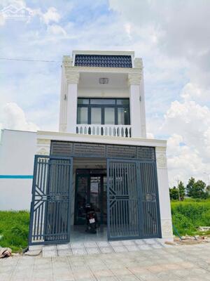 NHÀ MỚI 1 TRỆT 1 LẦU GẦN VÒNG XOAY SỐ 2 KHU MINH LINH PHƯỜNG 5 VĨNH LONG