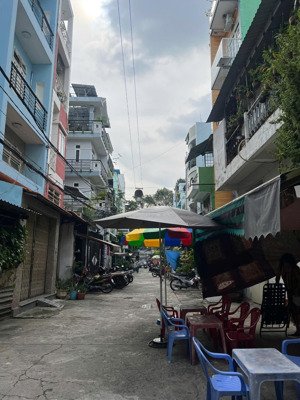 bán nhà hẻm lớn 377/.. nguyễn tri phương, p. 5, q. 10 - công nhận 66m2 - 20.5 tỷ thương lượng