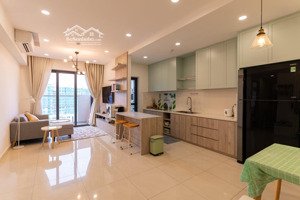 bán lỗ căn hộ emerald celadon city: 84m2 (2pn 2wc 1 kho), có nội thất, view công viên, giá: 4.55 tỷ