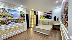 mặt ngõ thông đê la thành, kinh doanh, mặt tiền 5.4m, 8,4 tỷ, sổ đẹp. gần mặt phố