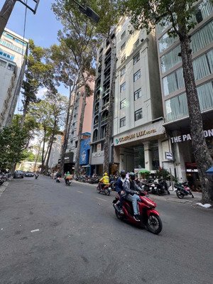 bán khách sạn khan hiếm 7 tầng ngay hồng bàng. quận 6, dt nh 9.5x30m - hđt 200 triệu, bán 58 tỷ