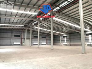 CHO THUÊ NHÀ XƯỞNG 27.000M2 KCN NAM TÂN UYÊN, BÌNH DƯƠNG. GỒM 4 PHÂN XƯỞNG. GIÁ TỐT