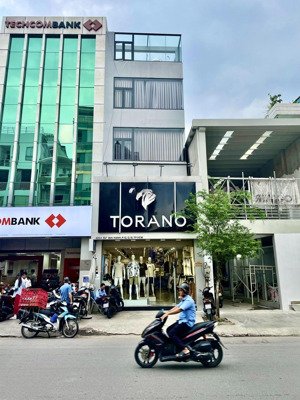 bán gấp nhà mặt tiền phường bến thành quận 1 dt 4m x 16m 5 tầng nhà mới giá 30 tỷ