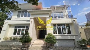 villa trần văn sắc - thảo điền 900m2 hầm 3 lầu 6 phòng, hồ bơi, sân vườn, giá chỉ 165 triệu
