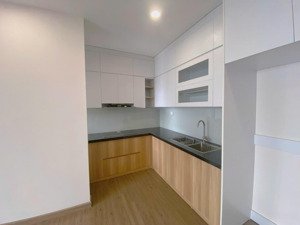 bán ch skyoasis 68m2.hướng đông nam.view biệt thự đảo.giá bán 4.1 tỉ.liên hệ 