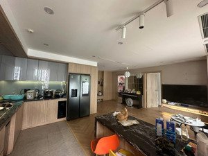 (gía thật) bán căn 2n2wc 98,8m2 giá 7,6 tỷ full nội thất chung cư phú gia