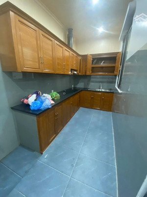 chính chủ cần cho thuê gấp căn nhà 3-4 tầng 3-7 phòng ngủ fuii nội thất, khu đô thị vsip- bắc ninh