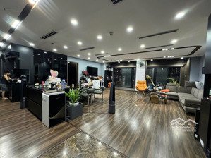 hiếm! căn góc hoa hậu tại c14 tố hữu. giá 6 tỷ, có slot ô tô, hỗ trợ vay bank. lh 