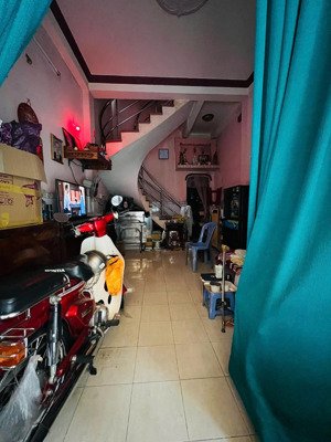 nhà 3 tầng,hxh nguyễn đình chiểu,p.2,q.3. dt 3.5 x 9m, giá 8.5 tỷ tl! mỹ diện