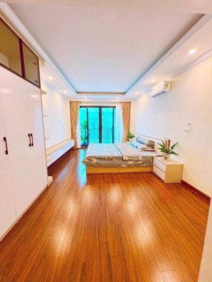 bán nhà nguyễn văn huyên - 6 tầng thang máy - phân lô - ô tô - kinh doanh - 45m2 cực hiếm