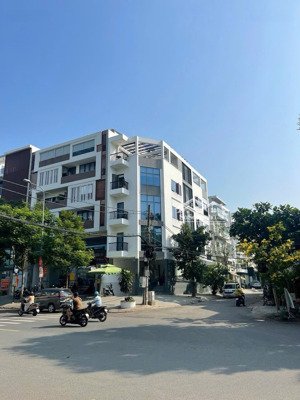vip! giá sốc! bán nhà mặt tiền nguyễn văn thủ, quận 1-5 tầng-5x20m, hđt: 73 tr/th, giá bán 37 tỷ tl