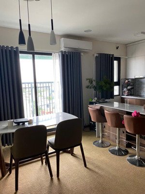 cho thuê căn hộ viễn đông star số 1 giáp nhị , hm 3pn, 2wc, 106m2 , 13 triệu vnd, quả rẻ