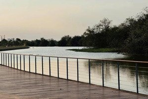 nhà phố compound, 3 mặt sông, trung tâm q.2, chọn căn, chỉ trả 20% nhận nhà. lh; 0902,746,319
