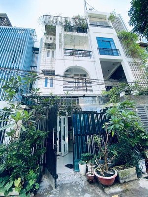 nhà quận 2 hxh, 4 tầng có sân thượng, xe hơi ngủ trong nhà
