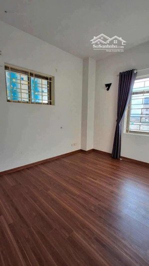 cho thuê biệt thự văn khê sử dụng 1000m 4 tầng. 11p thang máy, 40tr khách sạn, du học, showroom gap