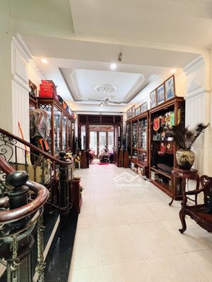 bán nhà hẻm xe hơi sát bàu cát tân bình- 80m2 - 3 tầng - full nội thất nhỉnh 14 t tl