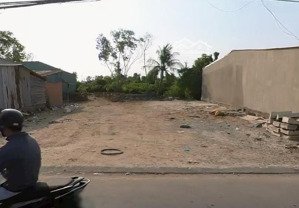 thanh lí gấp 3 lô đất nền chạy dự án mới , 676tr , shr , ngay xã long hậu , cần giuộc , long an