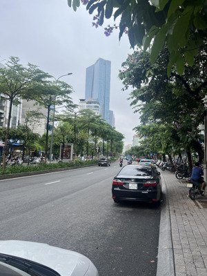 cho thuê cả căn | nhà mặt phố đào tấn | xây 5 tầng | số 55 đào tấn | 50tr/tháng có thương lượng.