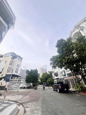 mặt tiền ngay kdc sông giồng p. an phú, thủ đức - diện tích: 7x17m cn 116m2 - đất trống - giá 18 tỷ