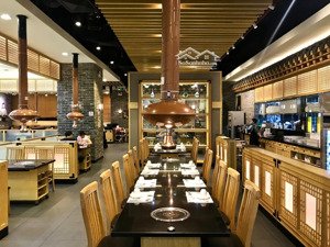 cho thuê nhà mặt phố bùi thị xuân ngay vincom bà triệu dt: 120m2 x 4t, mt: 7m thông sàn siêu đẹp