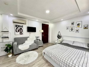 cho thuê phòng đẹp - giá sinh viên - cửa sổ trời thoáng - ban công lớn - gần lotte, tdtu, ufm